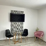 Luxusni Nmnm Aurum Apartment *
